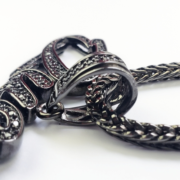 King Ice, "Queen" Designer Streetwear Pendent Black Onyx Round Chain, 20" Long - Picture 10 of 15